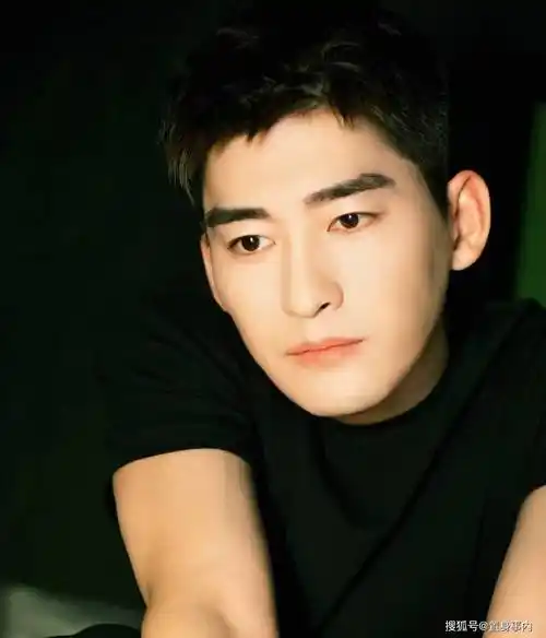 "遮遮掩掩"了16年,张翰要付出的代价,如今有"结果"了_剧中_观众_演技