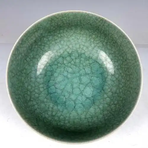 佚名汝窑冰裂莲花纹碗