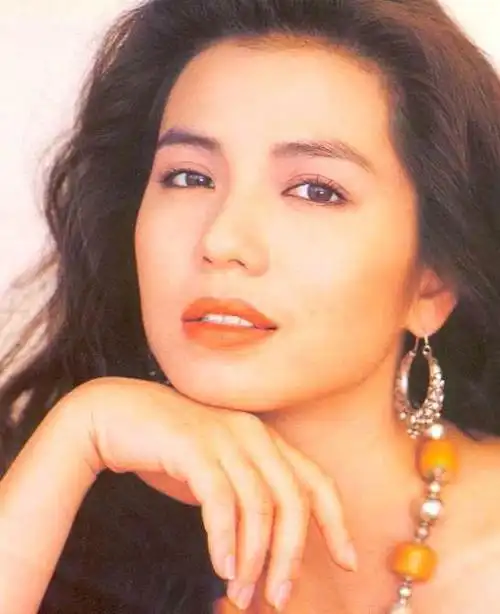 那些年绝代风华的香港女星 哪位惊艳到你了? (1/36)