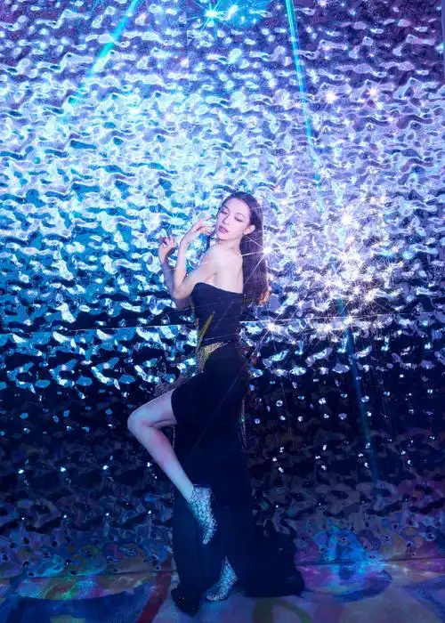 钟楚曦sergiorossi大中华区品牌代言人