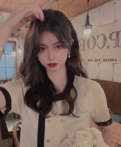 柔和发型结构头顶扁塌发量太少脸大这些通通解决摩根烫显脸小发量多