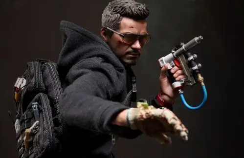hot toys钢铁侠3 tony修理工潜行装版