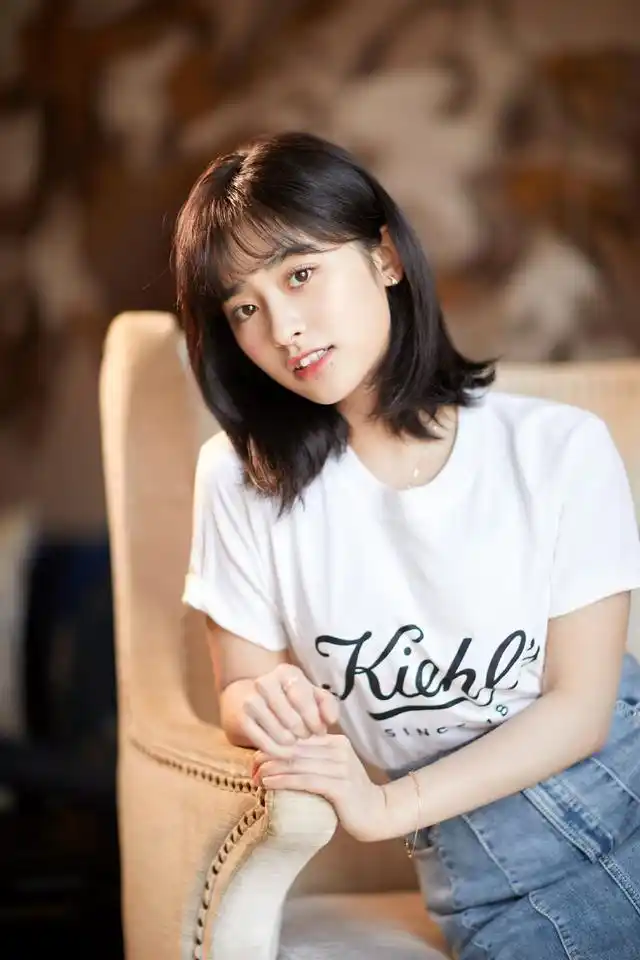 沈月颜值不够发型来凑,剪款波波头显高10cm,秒变170cm气质女神