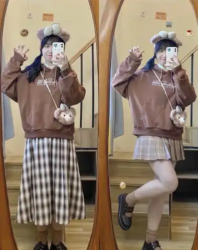 "双份减龄"的学生党穿搭,可爱萌趣一手抓,小个子女生也能时尚