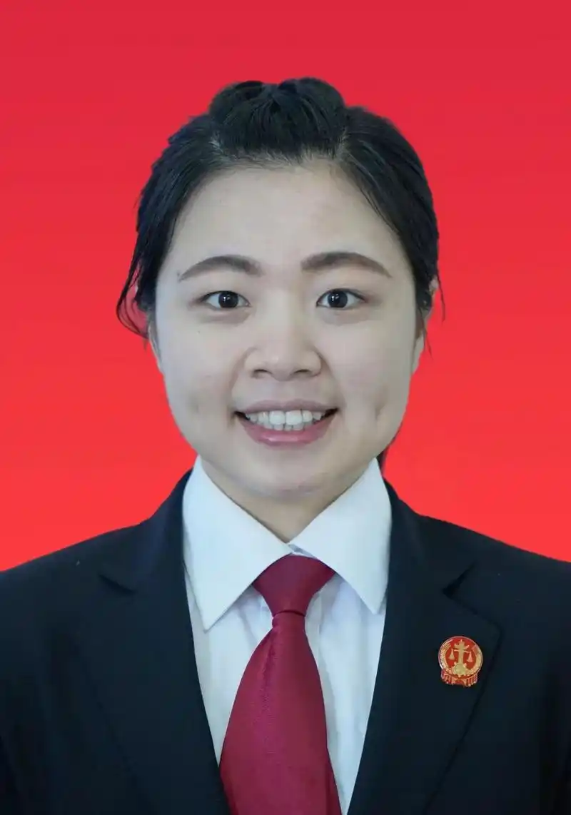 学员:徐慧颖■ 刑事审判庭五级法官助理在向张玲玲法官跟班学习中