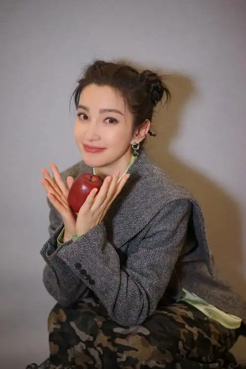 会画少年的天空##李冰冰说过程比结果更让人着迷