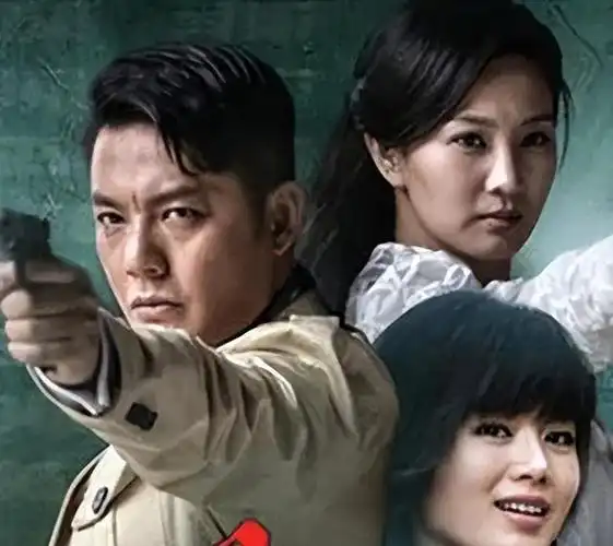 吴京曾经的荧幕情侣,脱下军装美到离谱,吴京婚后七年她也闪婚