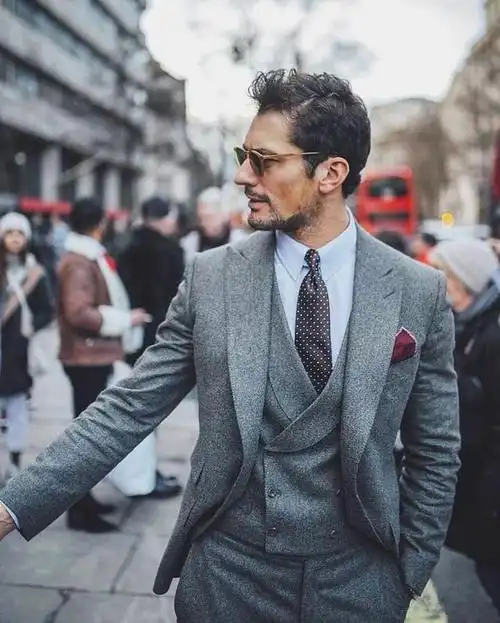 顶级男超模复出拍大片41岁依然帅靠满身肌肉改变男模界审美