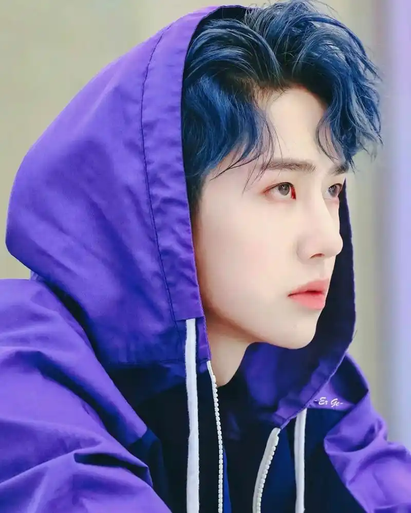 分享一组王一博的帅照!真的太爱了!