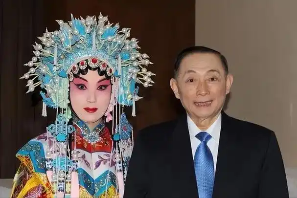 梅葆玖的一句"至死不原谅",像一记巴掌,扇在李玉刚的"脸"上