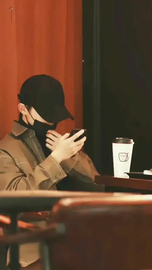 马嘉祺×鸭舌帽