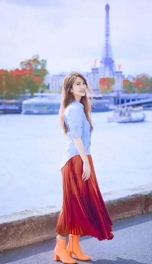 杨丞琳真是什么发型都能驾驭穿上贵妇皮草装却看着很俏皮