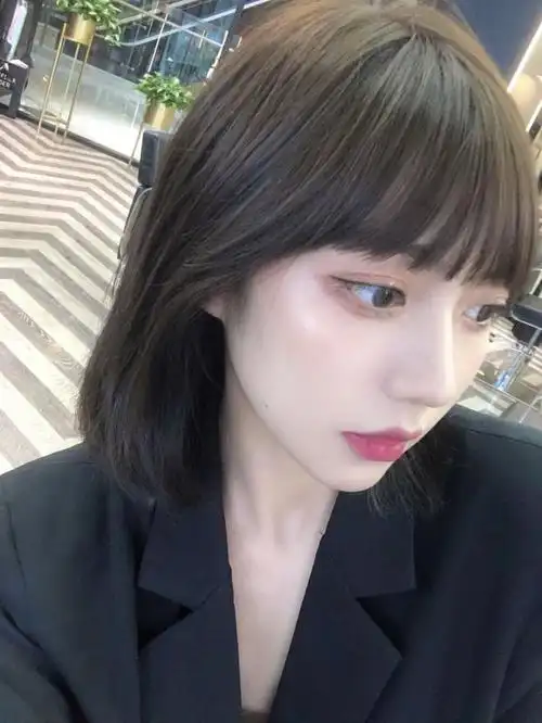 超a短发漫画刘海减龄显脸小 圆脸也适合 - 菱形脸|三角脸 - 发型社