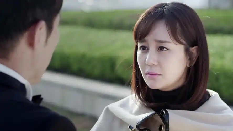 《拥抱幸福》仲聆答应红樱牵手就不再分开