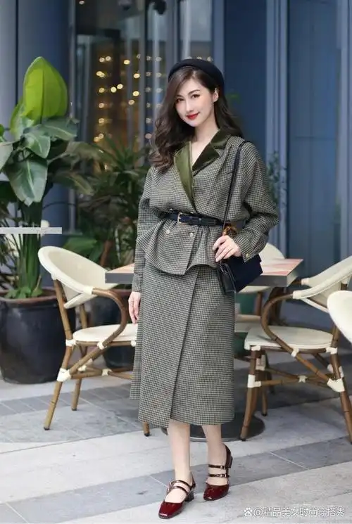 时尚又不失通勤感的穿搭,穿出都市女性应有的过冬姿态