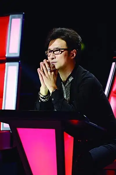 中国好声音第三季将迎导师分班收官夜 片头曲幕后女声亮相【4】