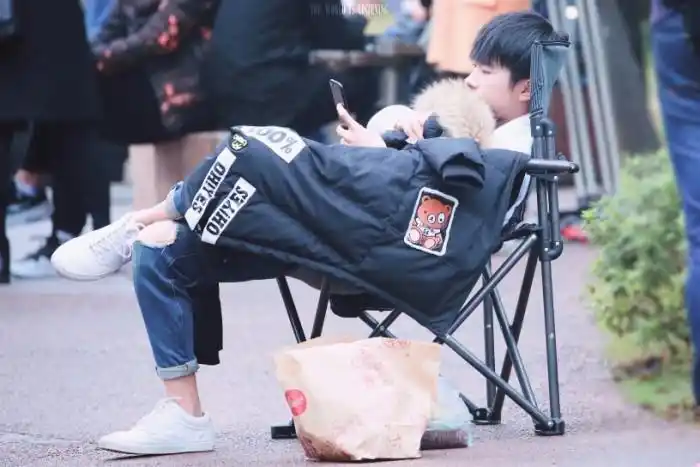 一只可爱的烊 【图cr:logo】