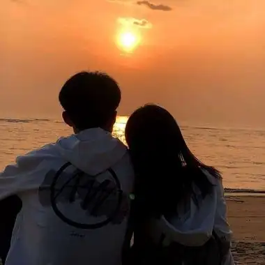 由美头网整理发布,情侣头像频道提供更多与日落,夕阳,晚霞相关的头像