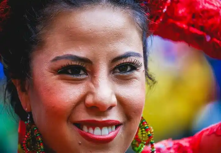 南美小姐姐有多美?达喀尔走进玻利维亚