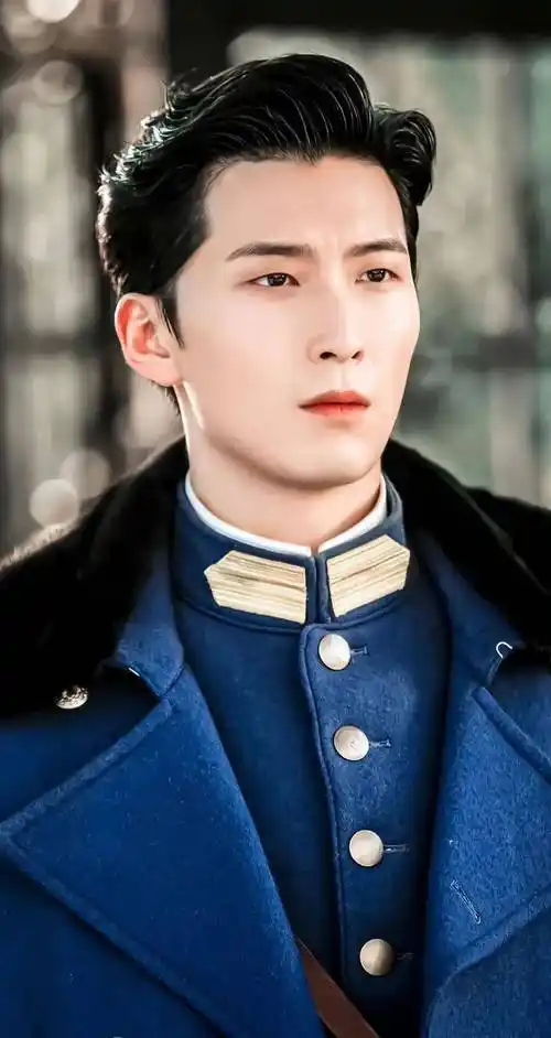 窦骁饰演的萧北辰霸道深情苏感爆表民国军阀终于有代餐了