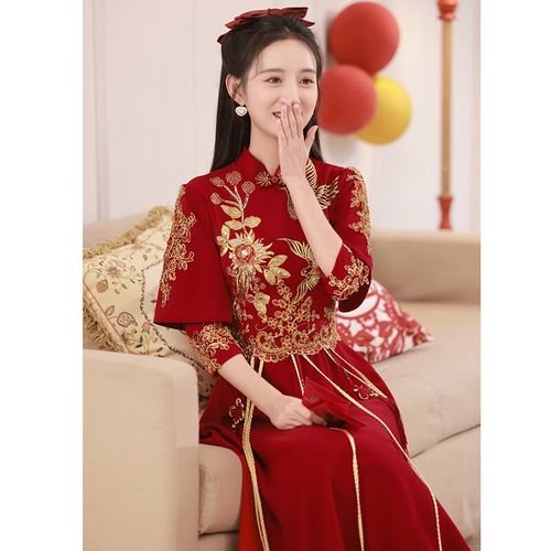 yinfan中式敬酒服新娘旗袍秀禾服2022新款结婚感红色订婚礼服冬长款