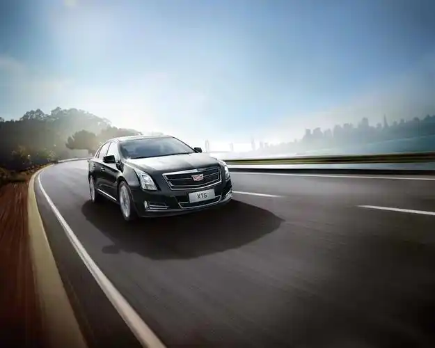 黑色凯迪拉克xts壁纸 _ 图片网