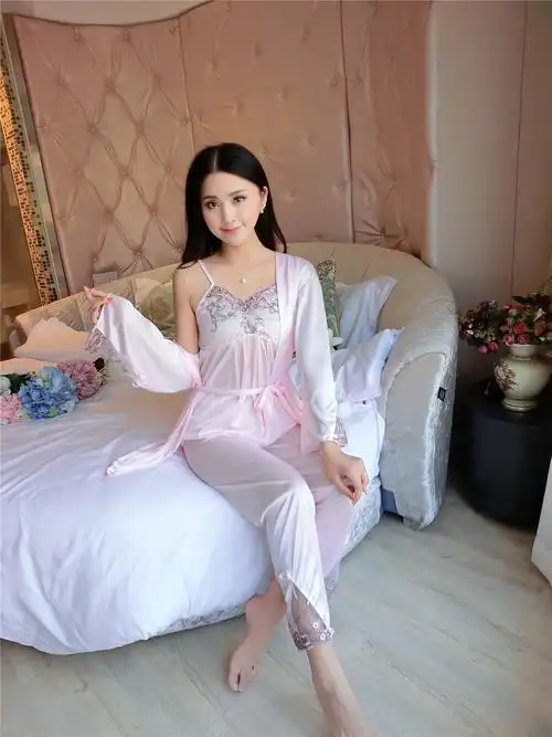 夏季冰丝睡衣女三件套性感吊带仿真丝睡裙夏天蕾丝花边丝绸家居服