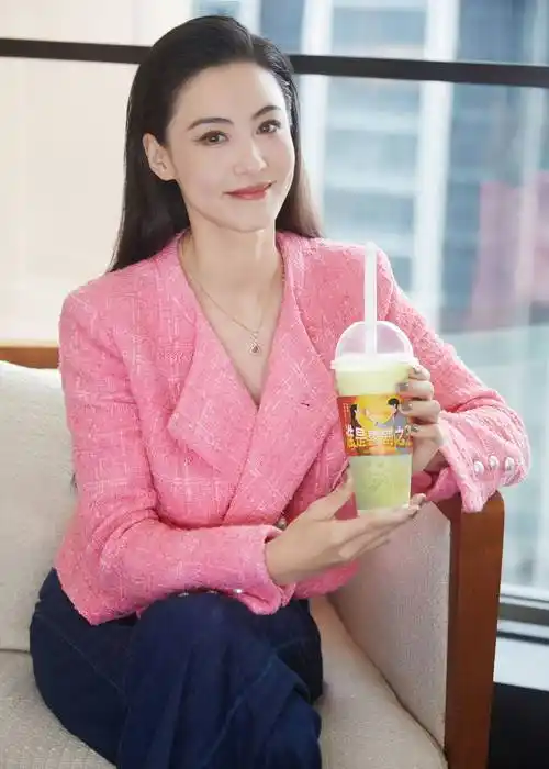 来见张柏芝吧!_黑色_粉色_女孩