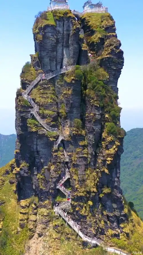天空之城梵净山