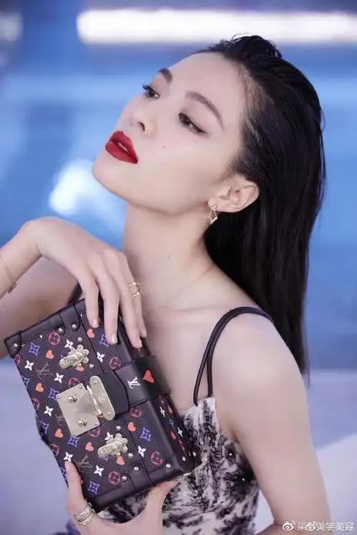 柒号美学解析钟楚曦高级脸修炼成功的秘密竟然在眉毛