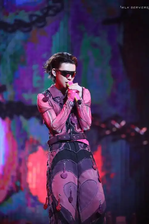 小鬼王琳凯成都演唱会