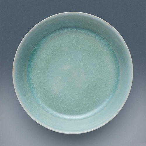 北宋瓷器"汝窑天青釉洗"以2.9亿港元成交,刷新瓷器拍卖纪录