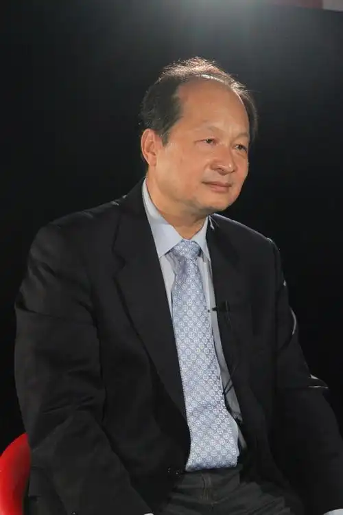 丁一凡:出口企业该转产时必须转产