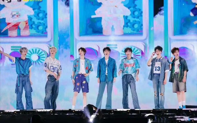 时代少年团海口演唱会纪录片