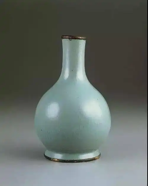 收藏于台北故宫博物院的战北国宋汝窑超美