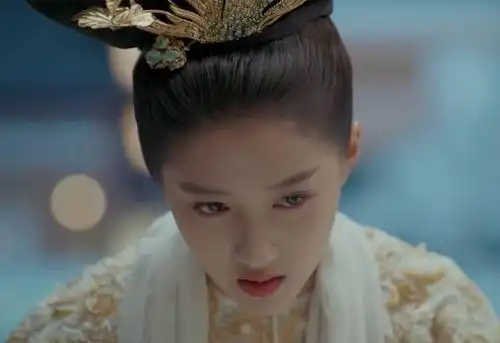 《凤囚凰》粉黛太蠢了,刺杀失败惨遭虐待,刘楚玉哭晕