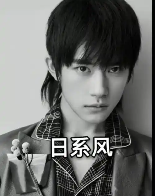 发型决定颜值不一定易烊千玺亲身示范告诉你是颜值决定一切