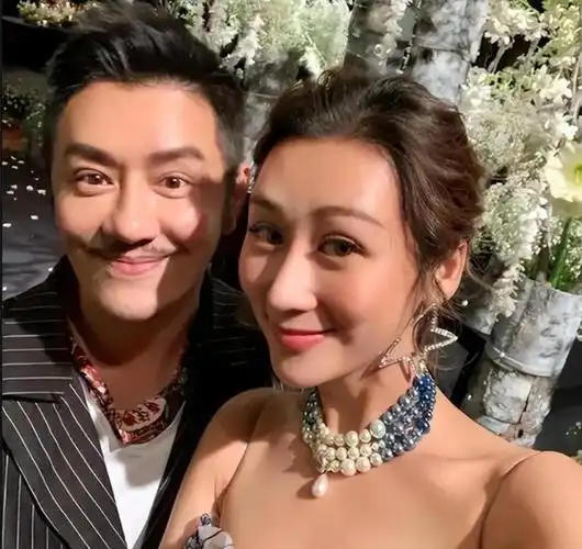 回顾男星生图大比拼:古天乐眼袋重,钟汉良有双下巴,张信哲发福