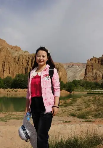 田芳:全面做好"二孩"优生优育保障工作