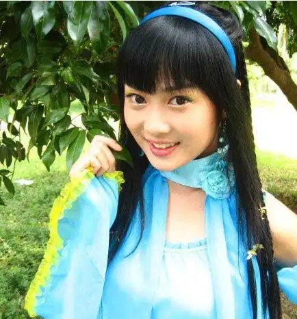 巴啦啦小魔仙: 小月一共演了3个角色, 猜你不知道她演过暗黑女王_小蓝