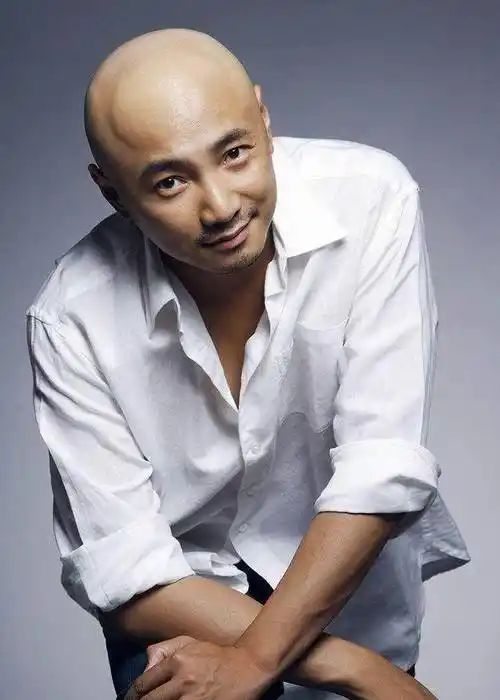 男星光头:李易峰颜值下降,李晨好清秀,郭富城天王气场全无_造型_徐峥