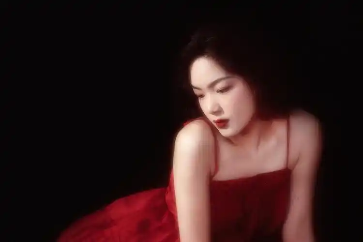 朱砂痣 - 秀秀的写真集 - 图虫