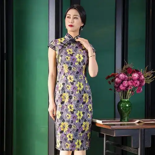 凤禧印花让人一眼就爱上,修身设计显瘦 - 抖音