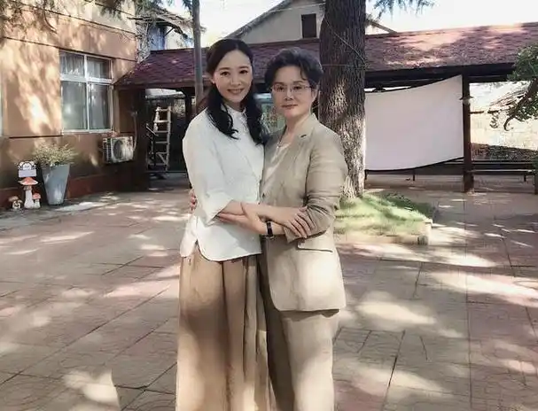 演员陈坤的妻子是谁 - 冷求网