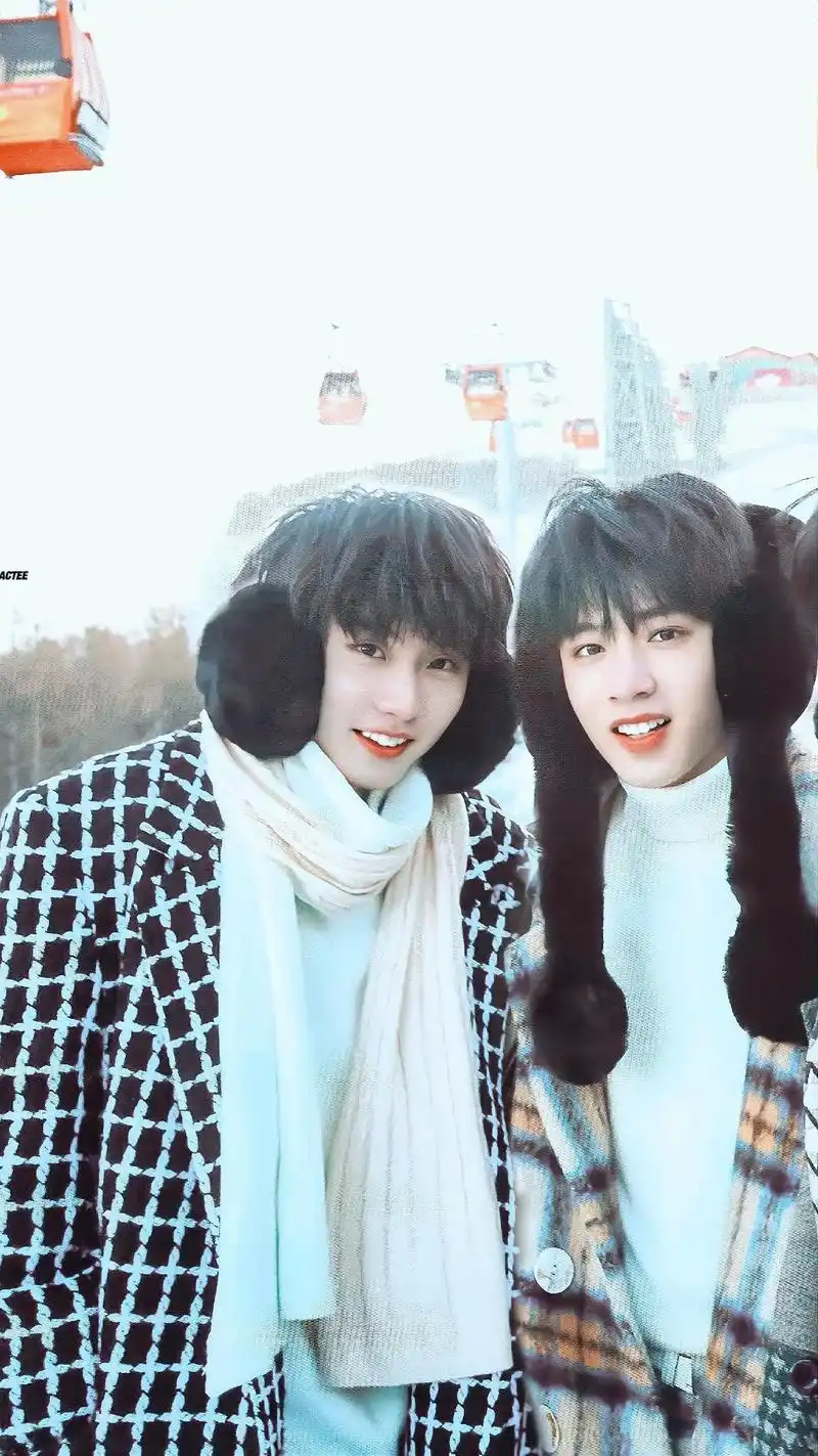 "想陪在你的身边,做你永远都常青树"#马嘉祺 #刘耀文 #文 - 抖音