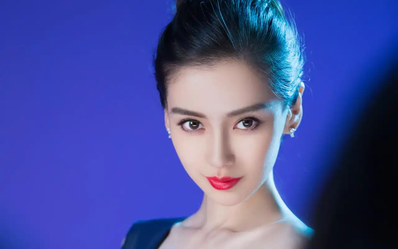 angelababy性感露肩礼服写真高清图片壁纸