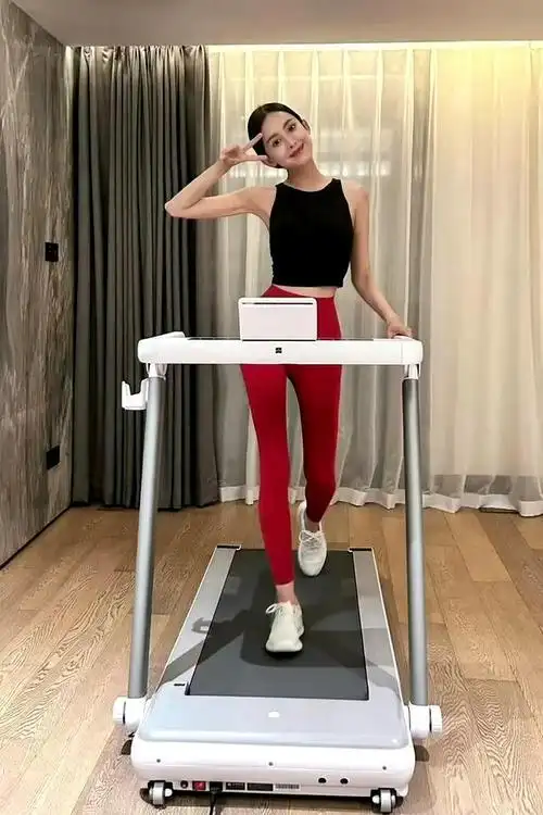 古力娜扎瑜伽健身照 网友:这身材可太行了