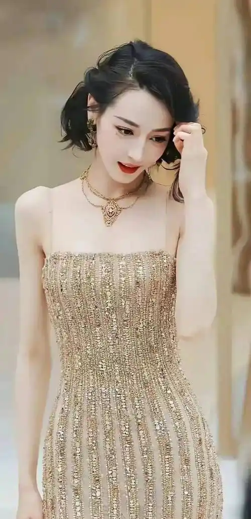 热巴的美照张张照片皆为珍藏款