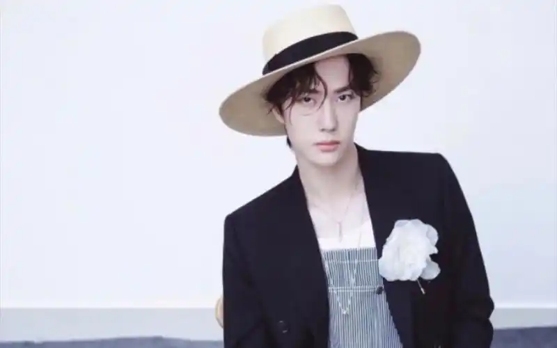 王一博路飞装2019-2023