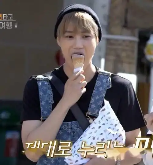 性感vs可爱,他都要做到极致巅峰_金钟仁